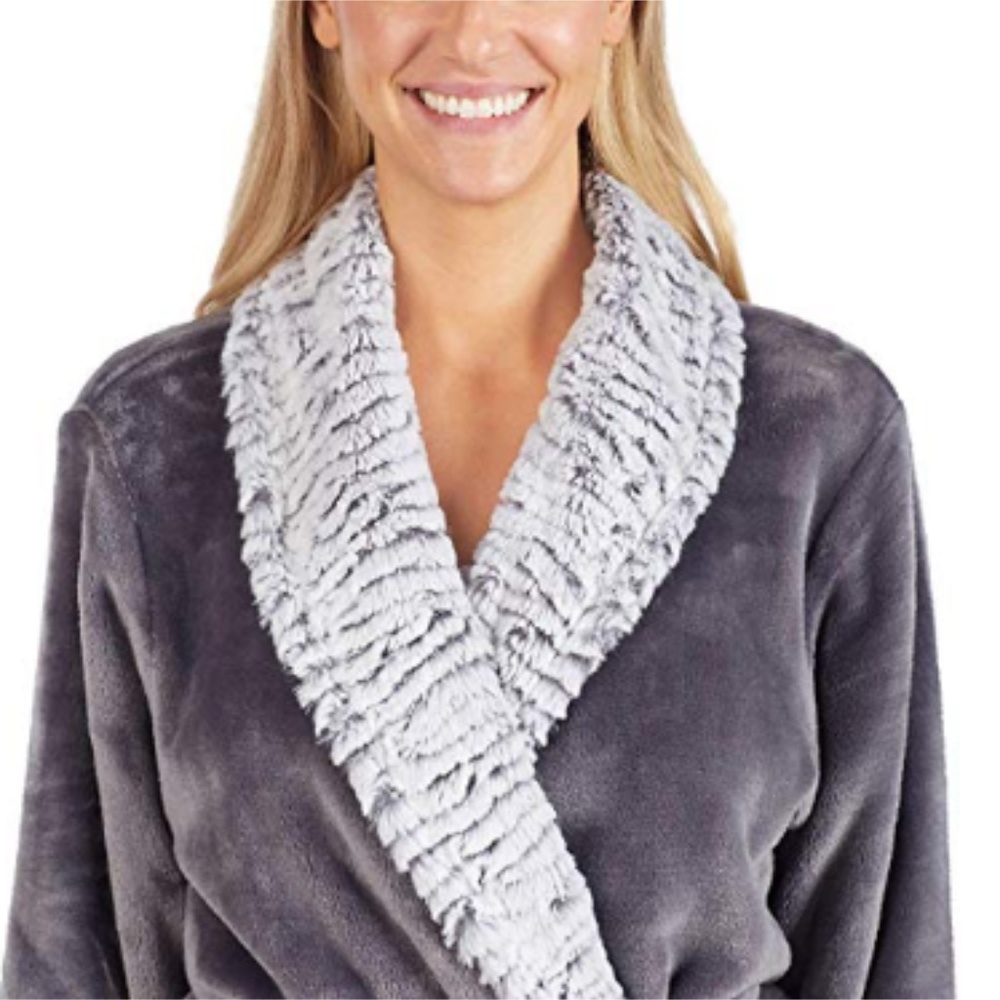 Carole Hochman Ladies' Plush Wrap Robe - Picture 2 of 8